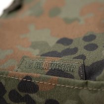 Clawgear Medium Vertical Utility Pouch Zipped Core - Flecktarn